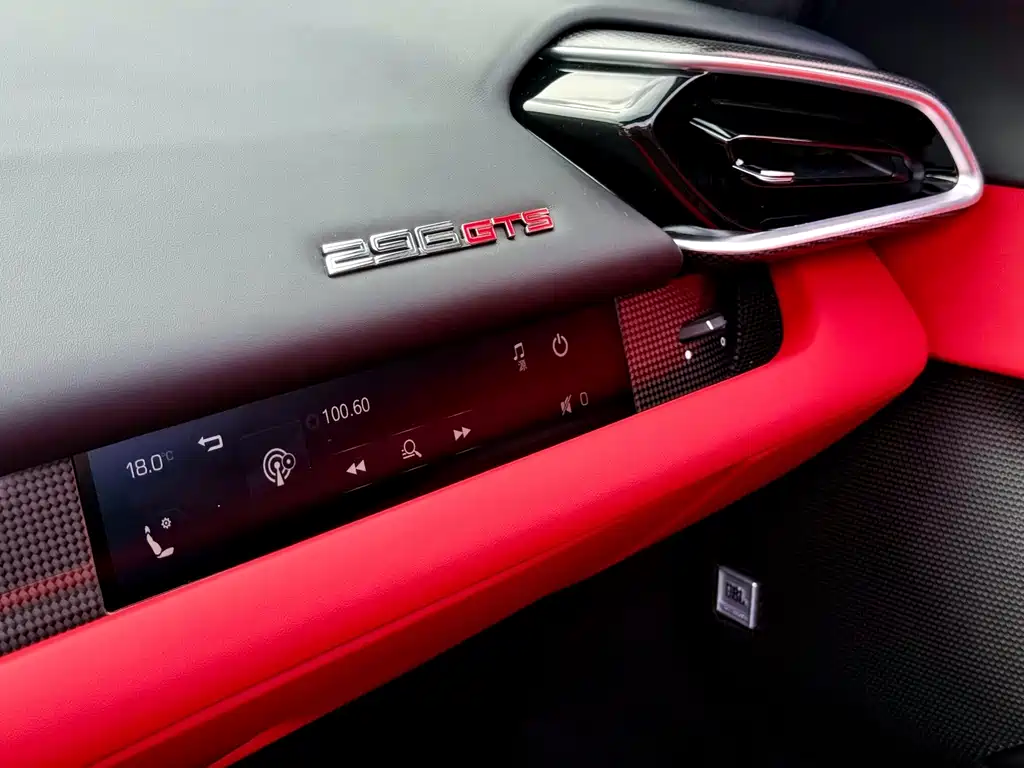 Ferrari 296 — миниатюра 23