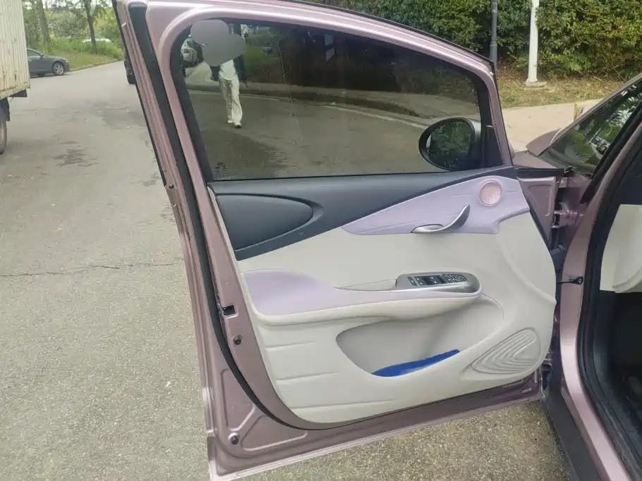 BYD Dolphin — миниатюра 7