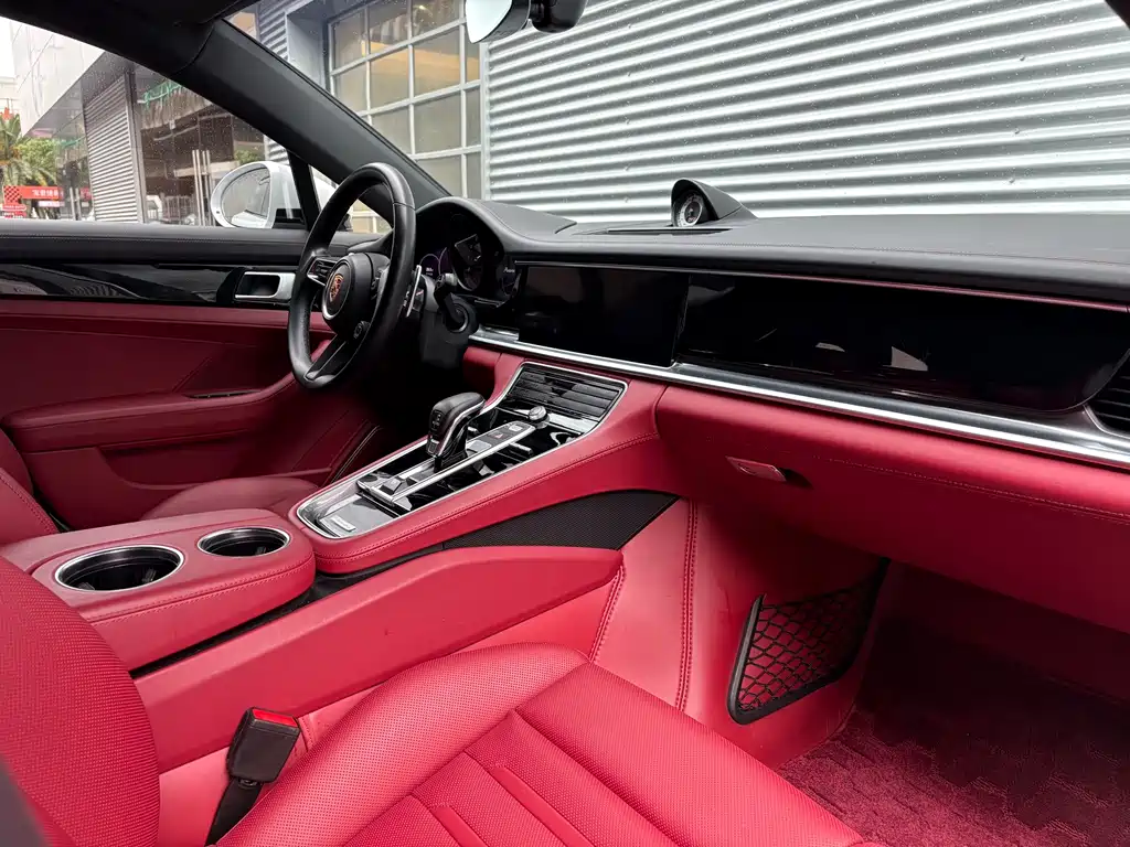 Porsche Panamera — миниатюра 13