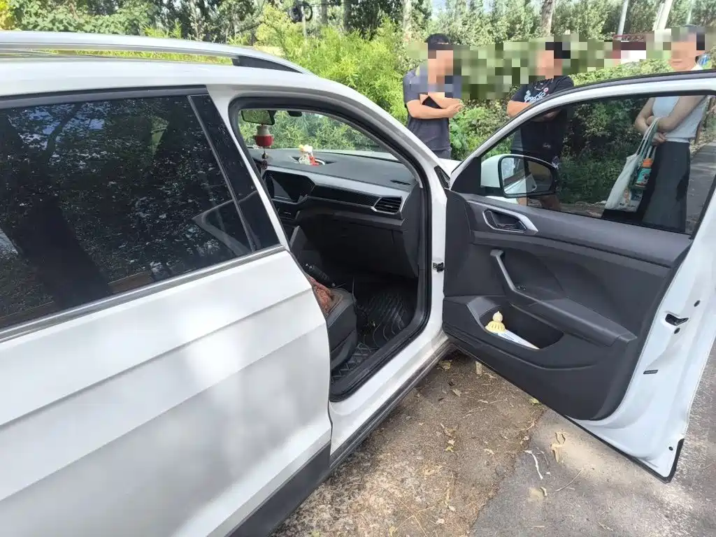 Volkswagen T-Cross — миниатюра 18