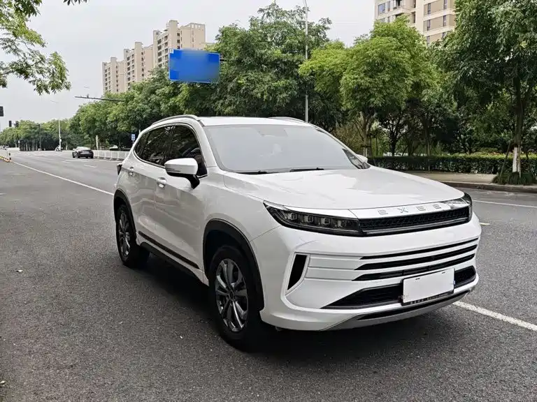 Exeed Zhaofeng — миниатюра 11