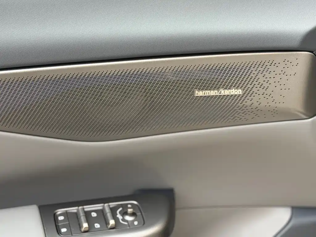 Lynk & Co 07 EM-P 2024 EM-P 126 Halo