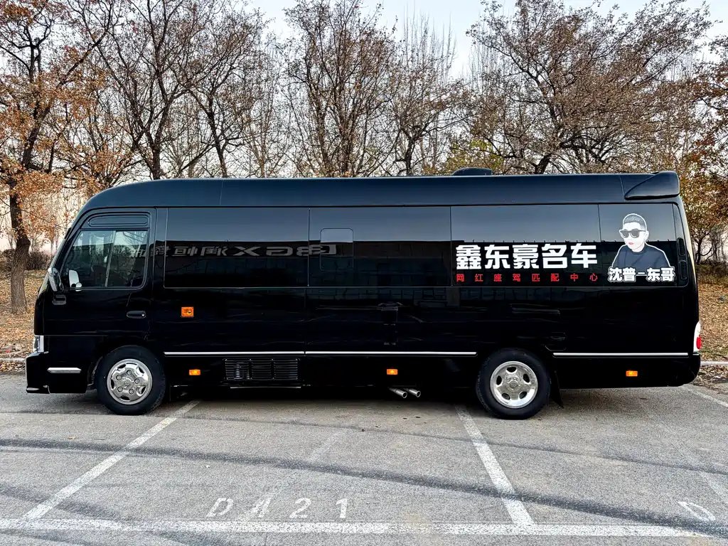Toyota Coaster 2023 4.0L MT