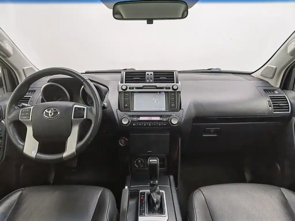 Toyota Prado — миниатюра 5