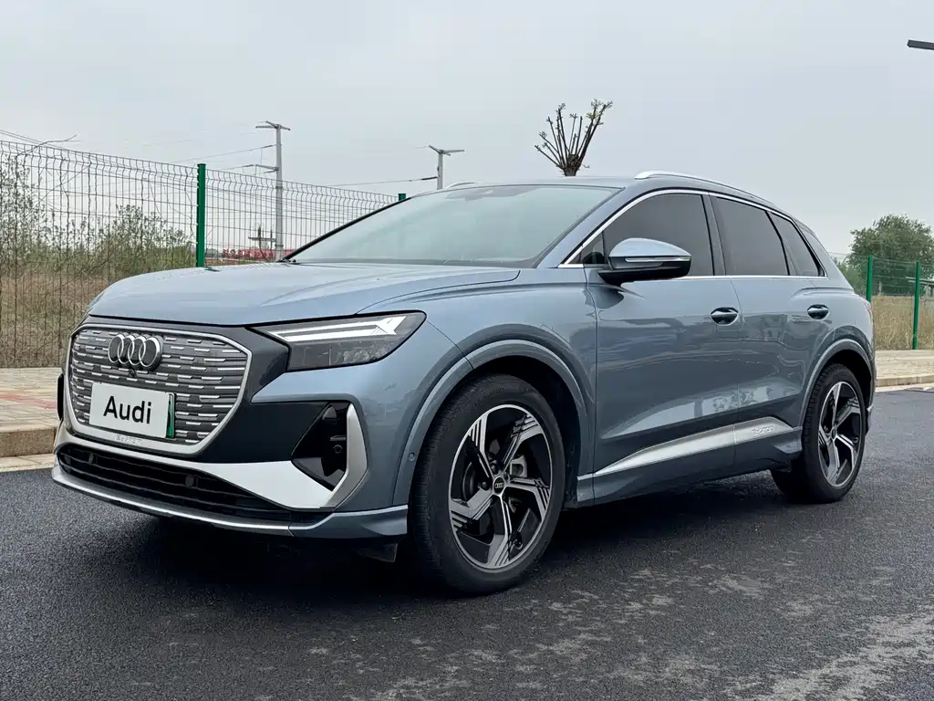 Audi Q4 e-tron 2023