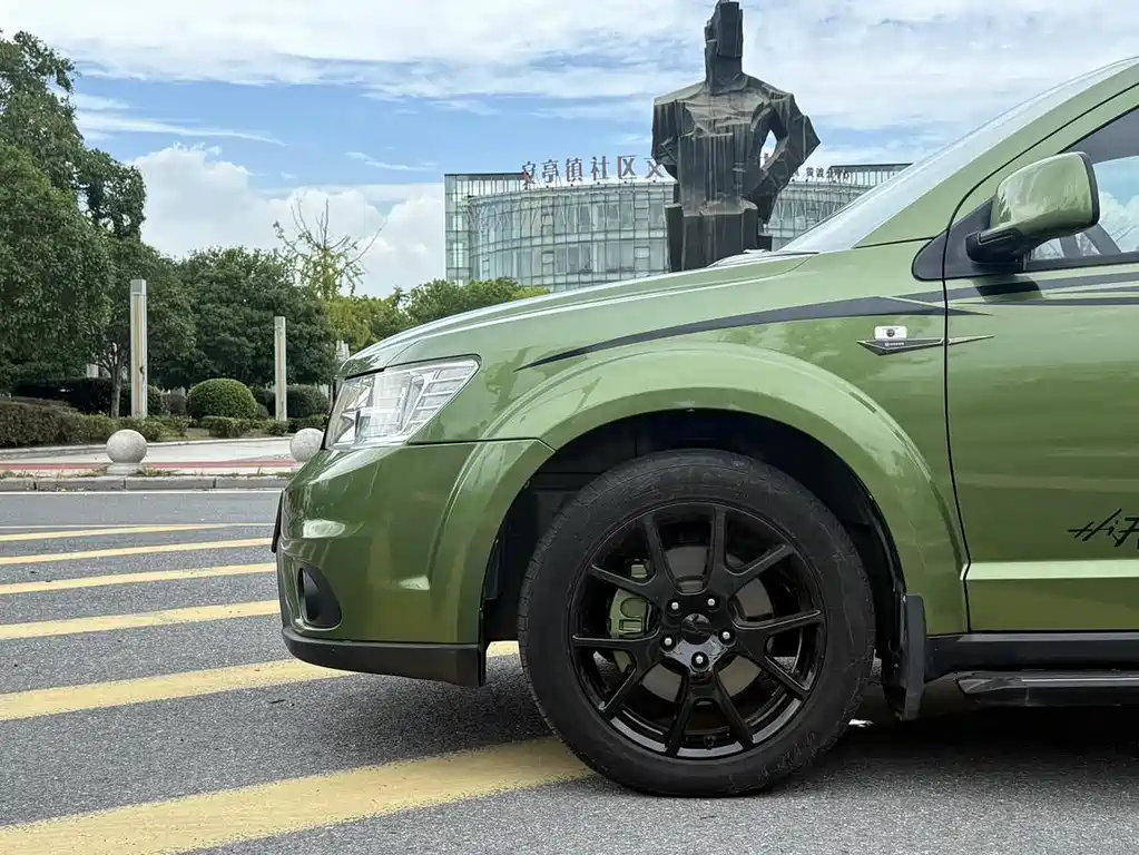 Dodge Journey — миниатюра 19