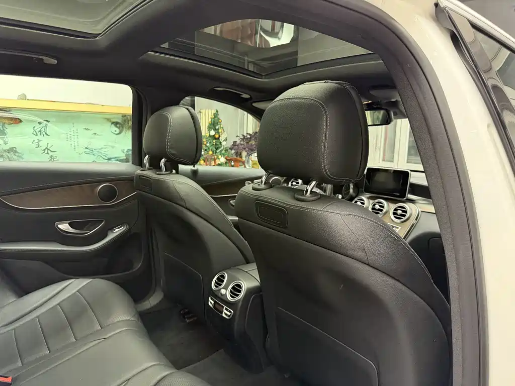 Mercedes-Benz GLC — миниатюра 16