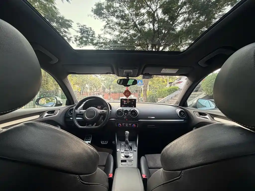 Audi S3 — миниатюра 6