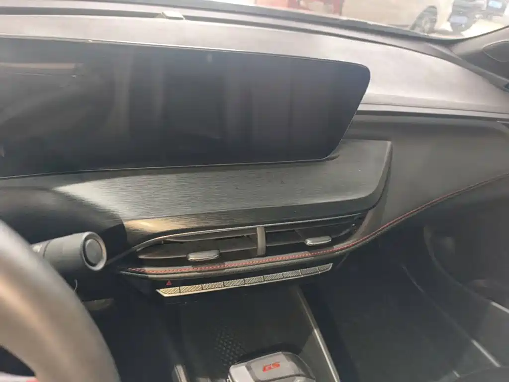Buick Verano — миниатюра 13