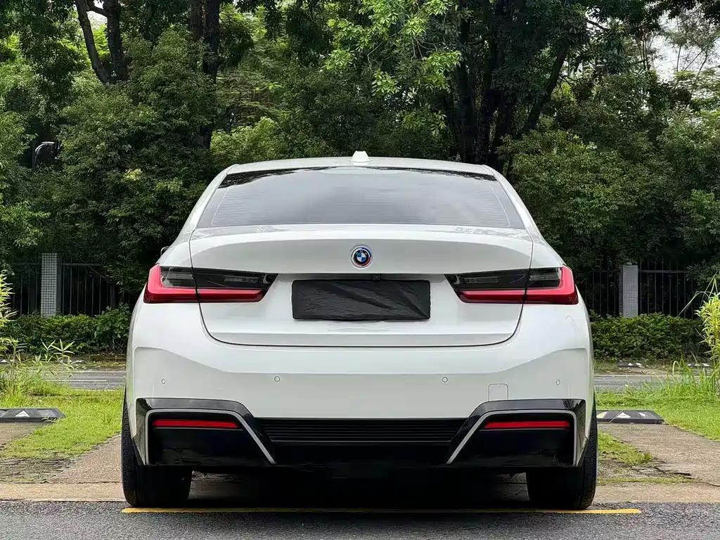 BMW i3 — миниатюра 5