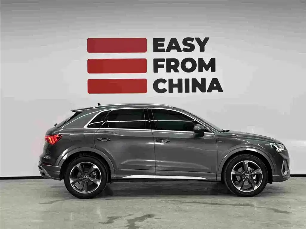 Audi Q3 2023 35 TFSI Fashion (1.4T)