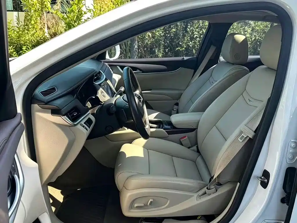 Cadillac XTS — миниатюра 7