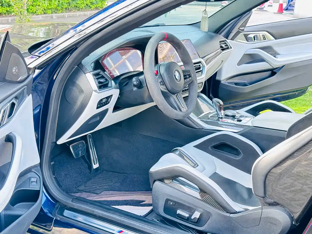 BMW M4 2022 M4 M xDrive