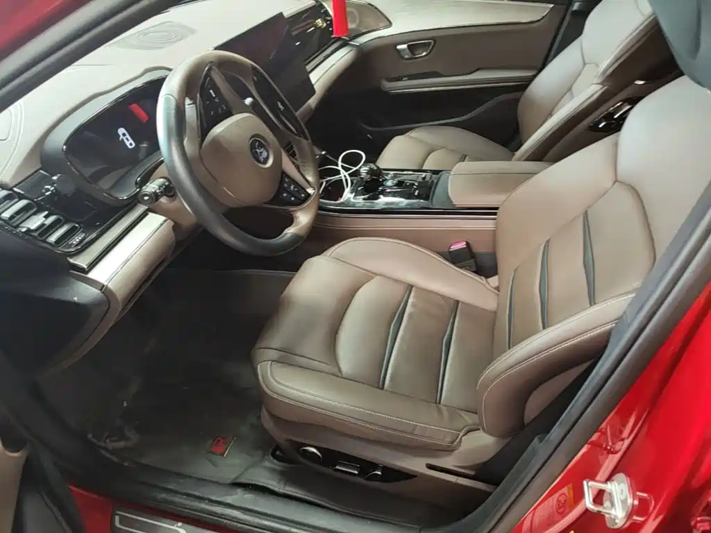 BYD Han — миниатюра 15
