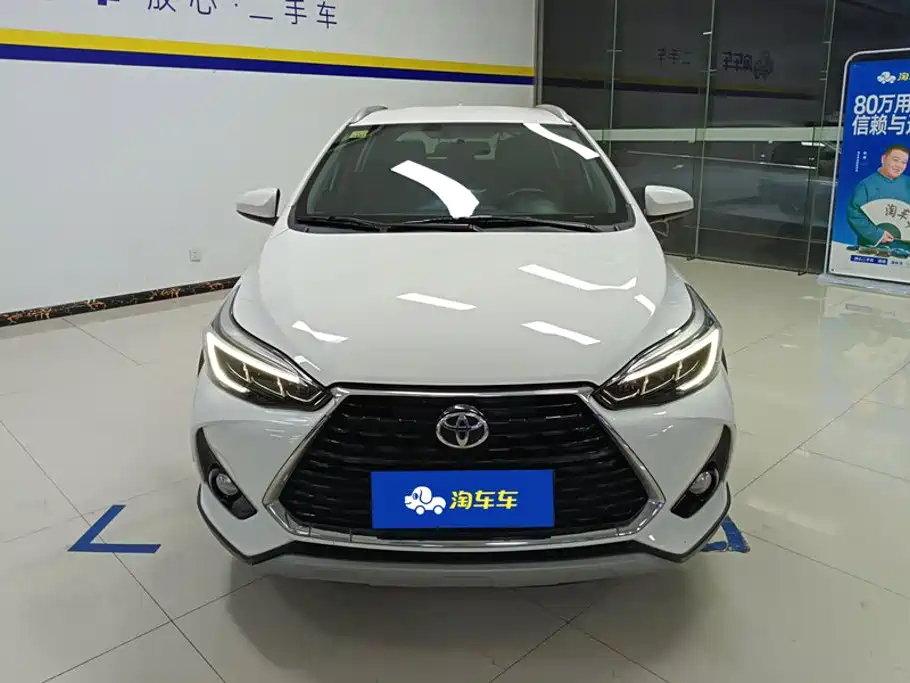 Toyota Yaris L — миниатюра 2