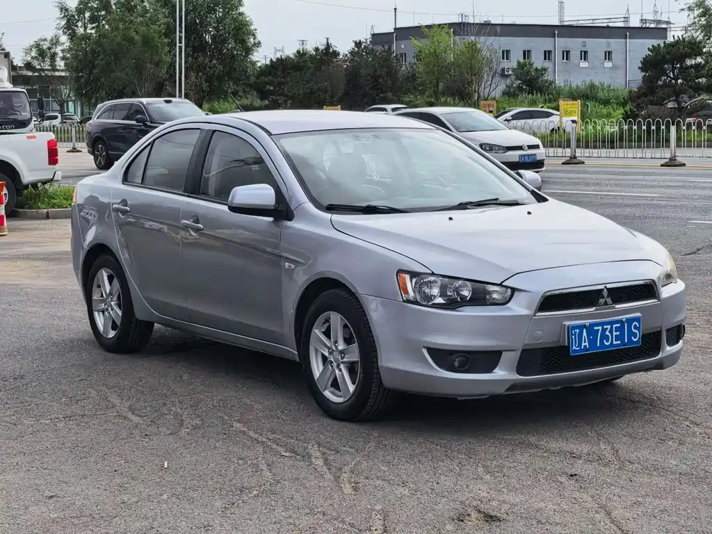 Mitsubishi Lancer EX — миниатюра 3