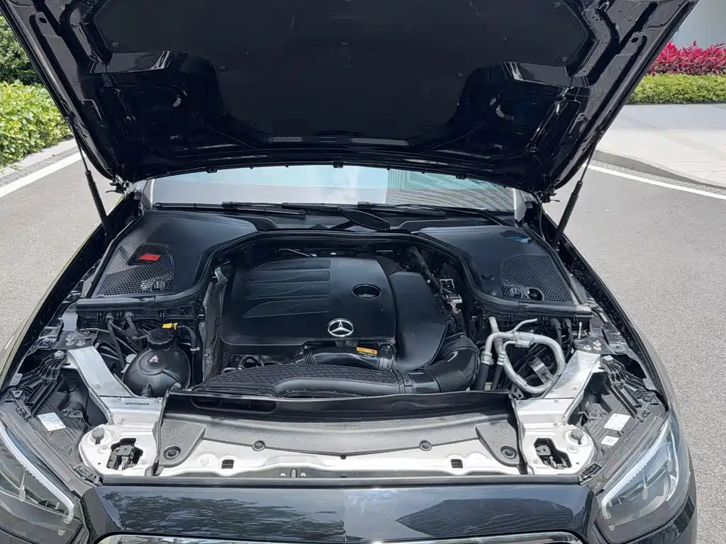 Mercedes-Benz E-Class E 2022 E 300 L Luxury