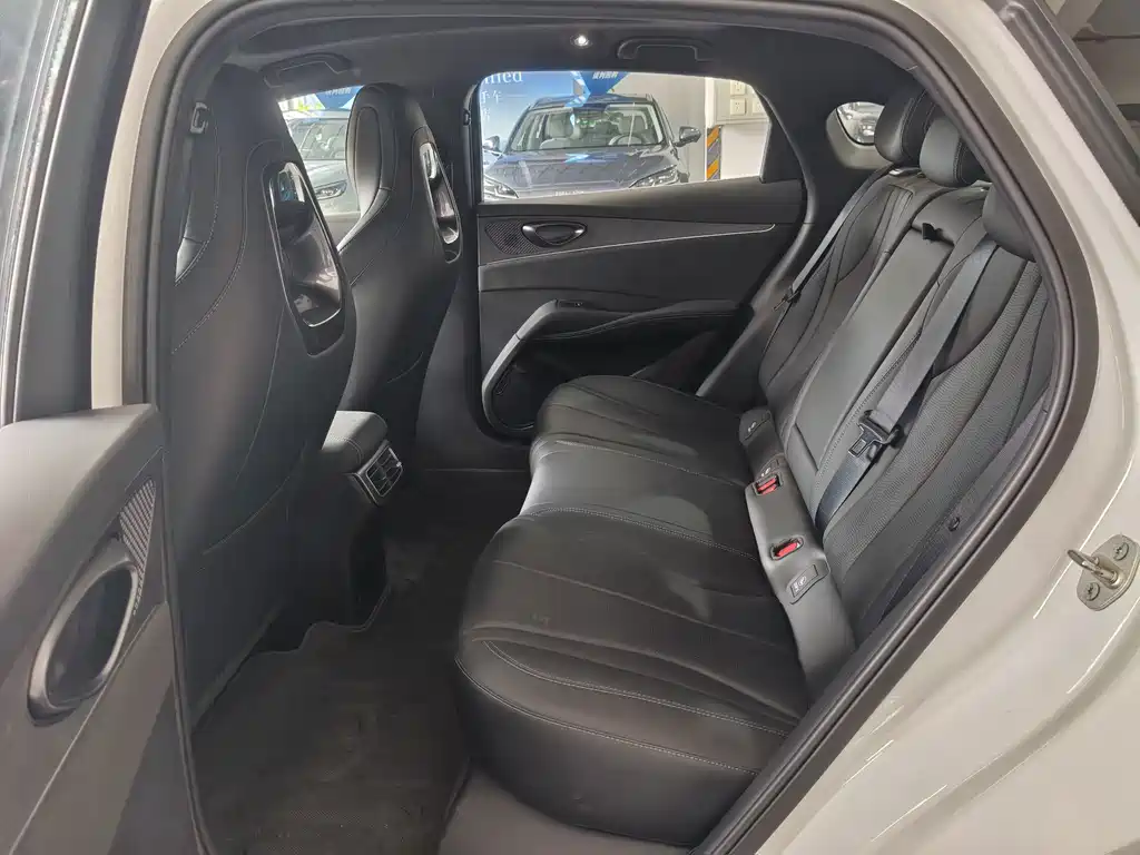 BYD Seal 06 — миниатюра 10