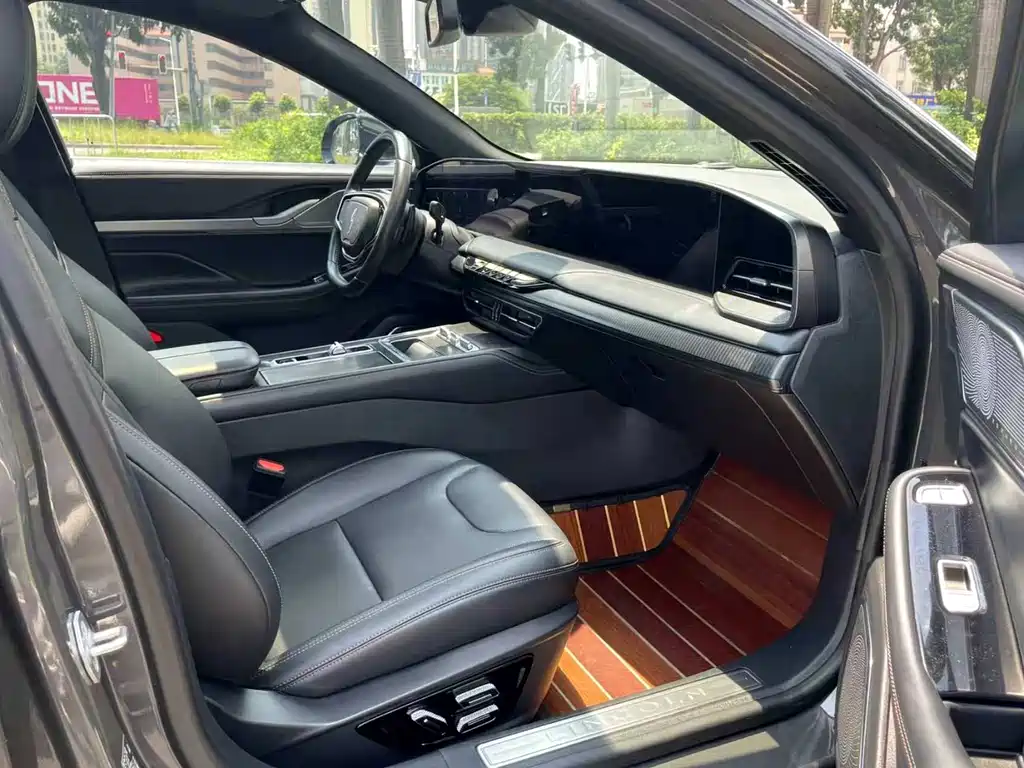 Lincoln Z — миниатюра 13