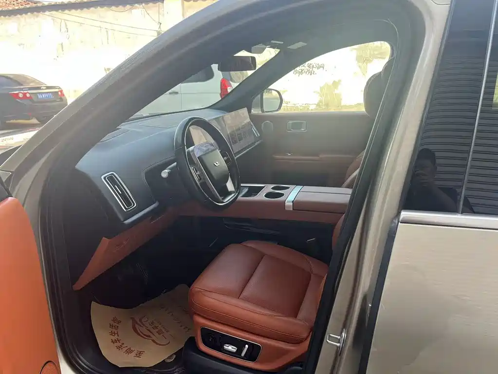 Li Auto Li L8 — миниатюра 7