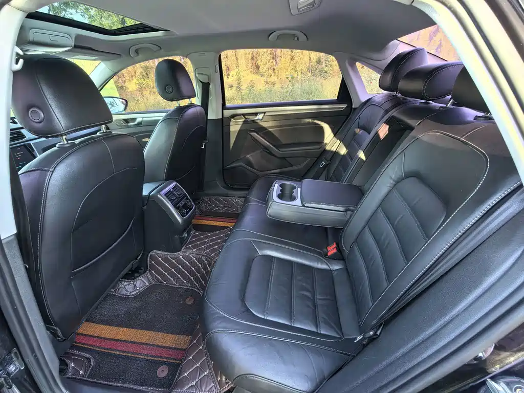 Volkswagen Passat — миниатюра 15