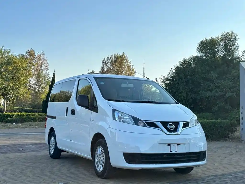 Nissan NV200 — миниатюра 3