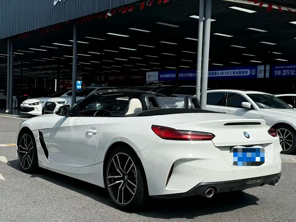 BMW Z4 — миниатюра 9