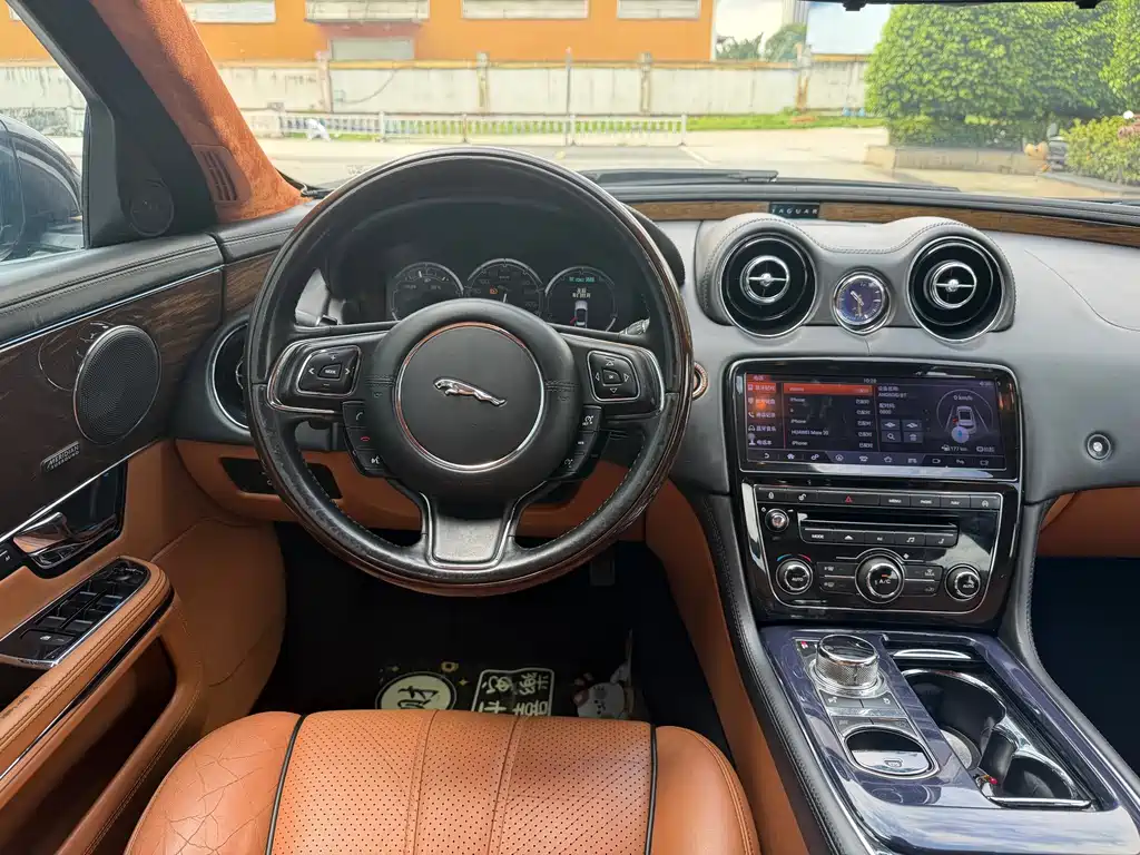 Jaguar XJ XJL 3.0 SC Cambridge Limited Edition, фото 10