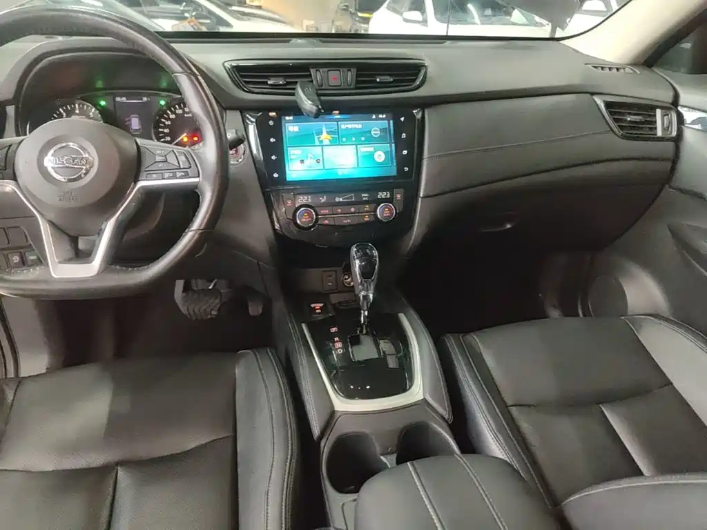 Nissan X-Trail — миниатюра 13