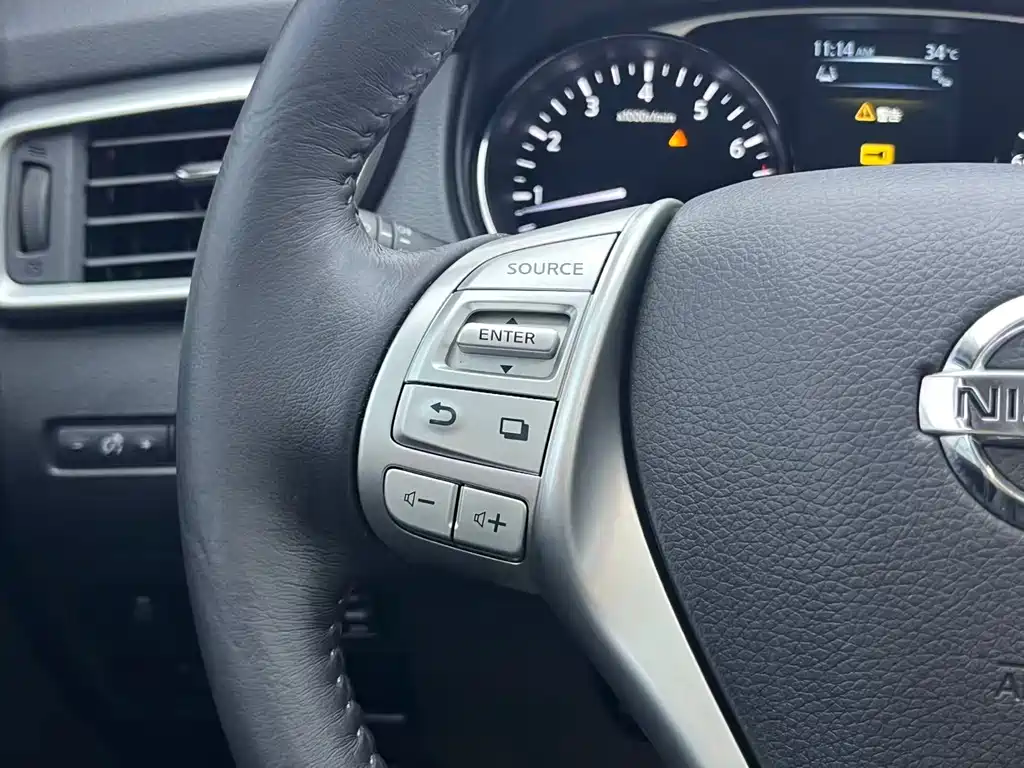 Nissan X-Trail — миниатюра 8