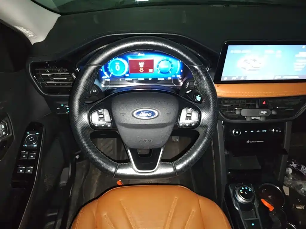 Ford Escape — миниатюра 11