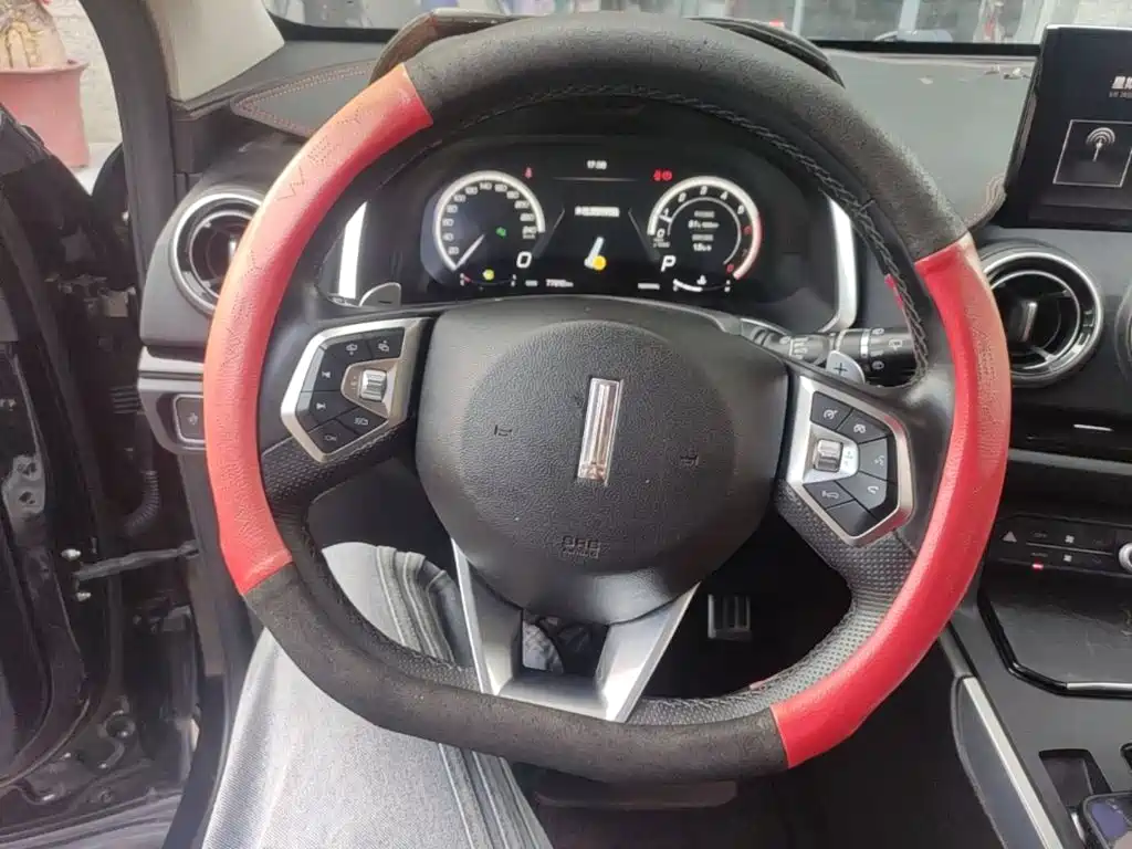 Wey Wey VV5 — миниатюра 11