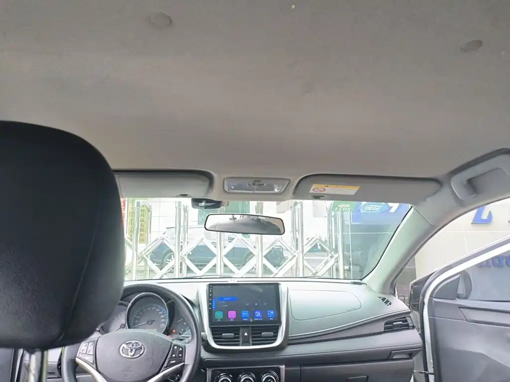Toyota Yaris L — миниатюра 19