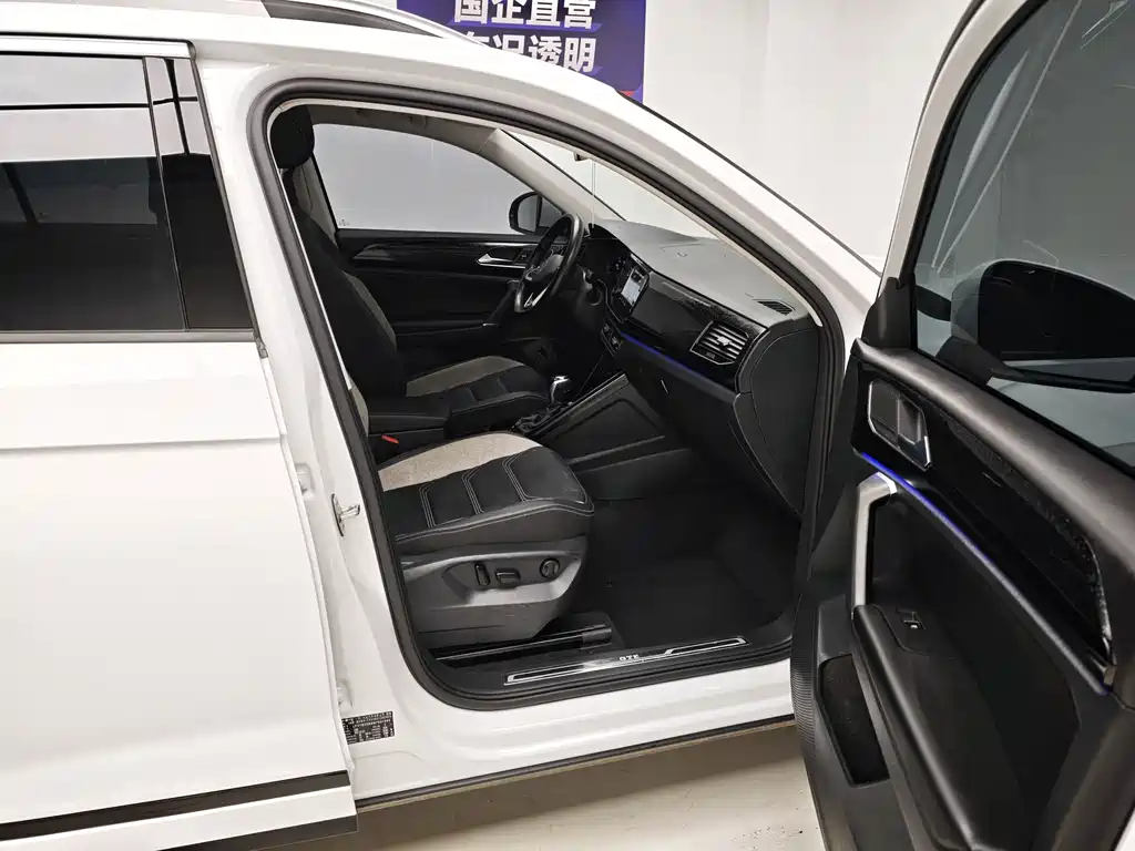Volkswagen Tayron GTE — миниатюра 10