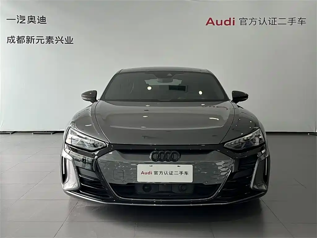 Audi e-tron GT — миниатюра 2