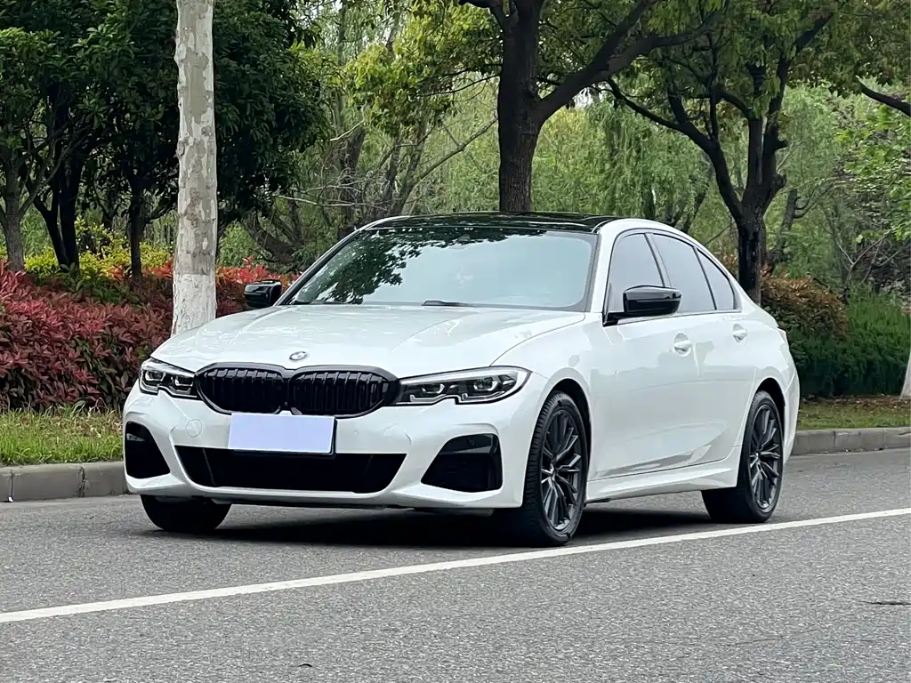 BMW 3 Series 2021