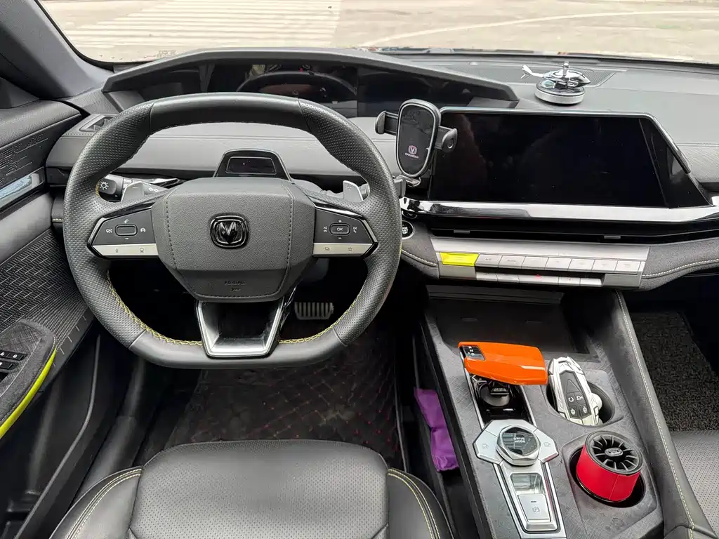 Changan UNI-V — миниатюра 8