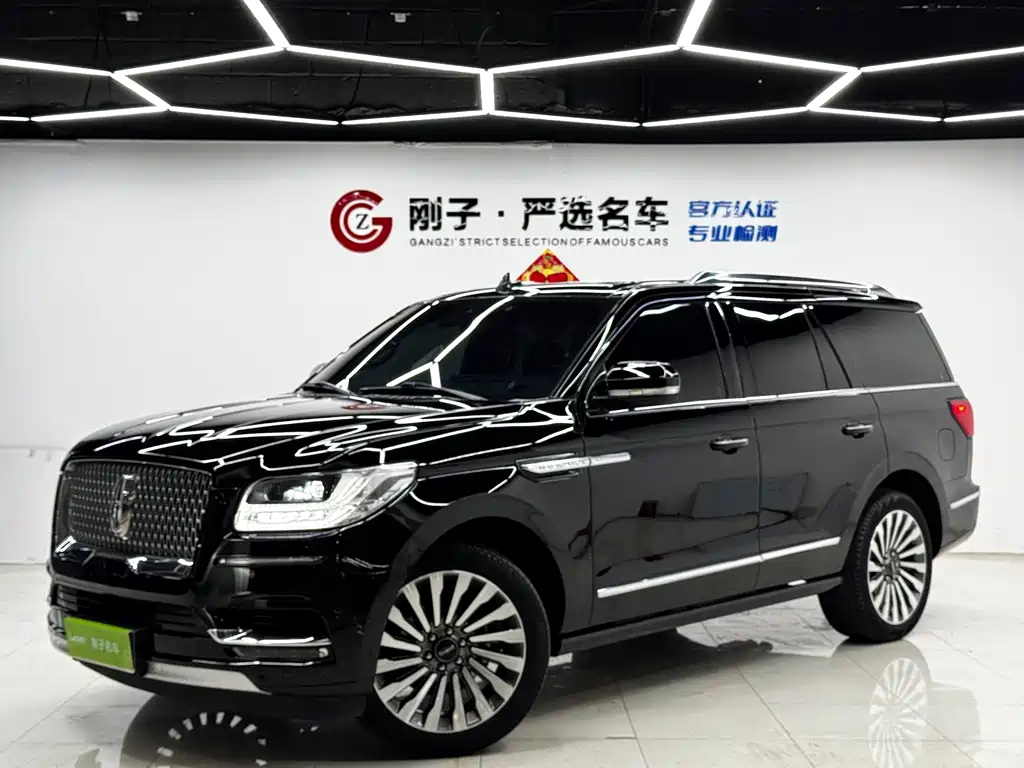 Lincoln Navigator 2021