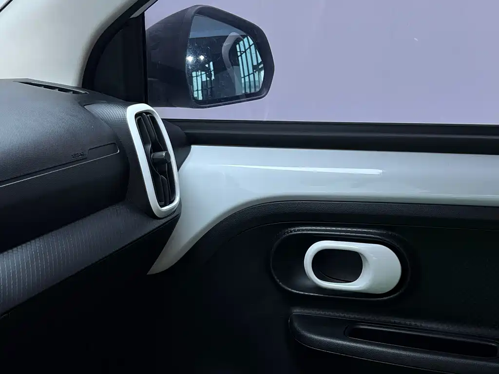 Roewe Clever — миниатюра 10