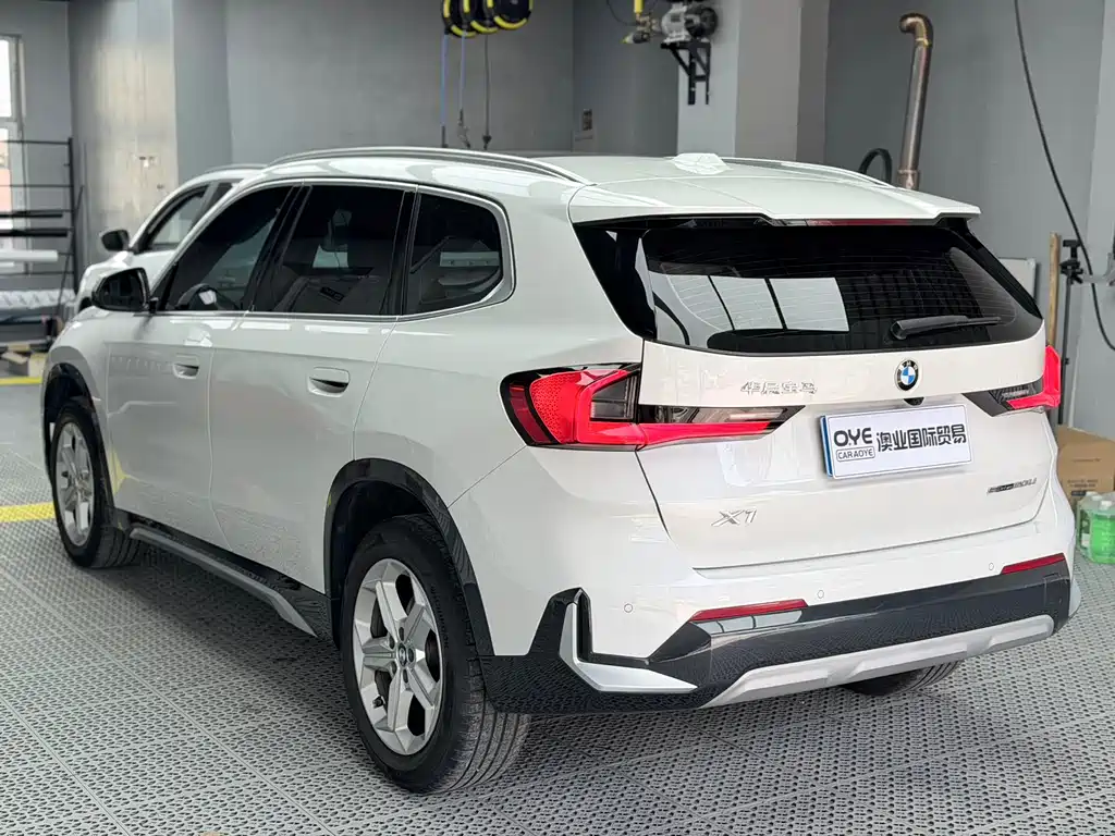BMW X1 2023 sDrive20Li X