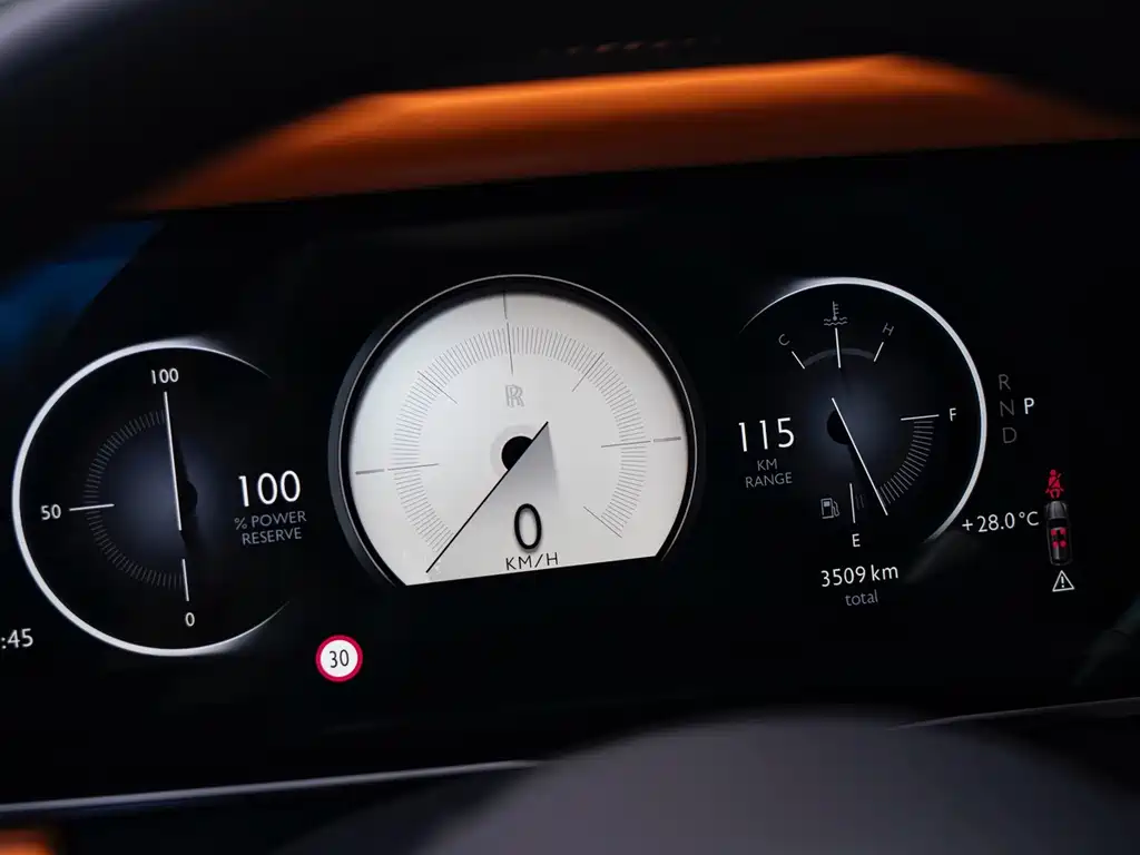 Rolls-Royce Cullinan — миниатюра 11