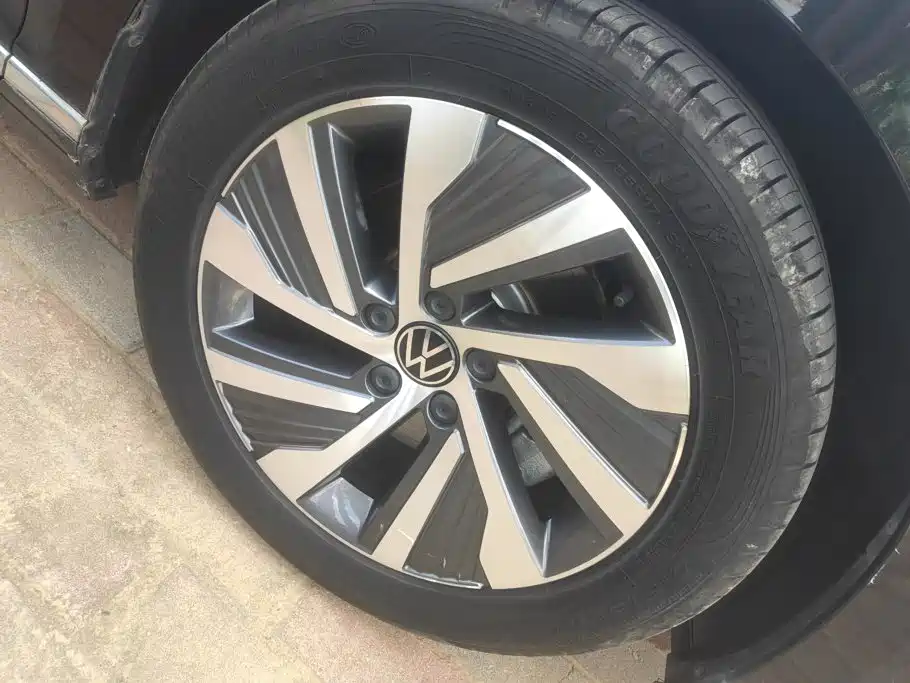 Volkswagen 迈腾 PHEV — миниатюра 6