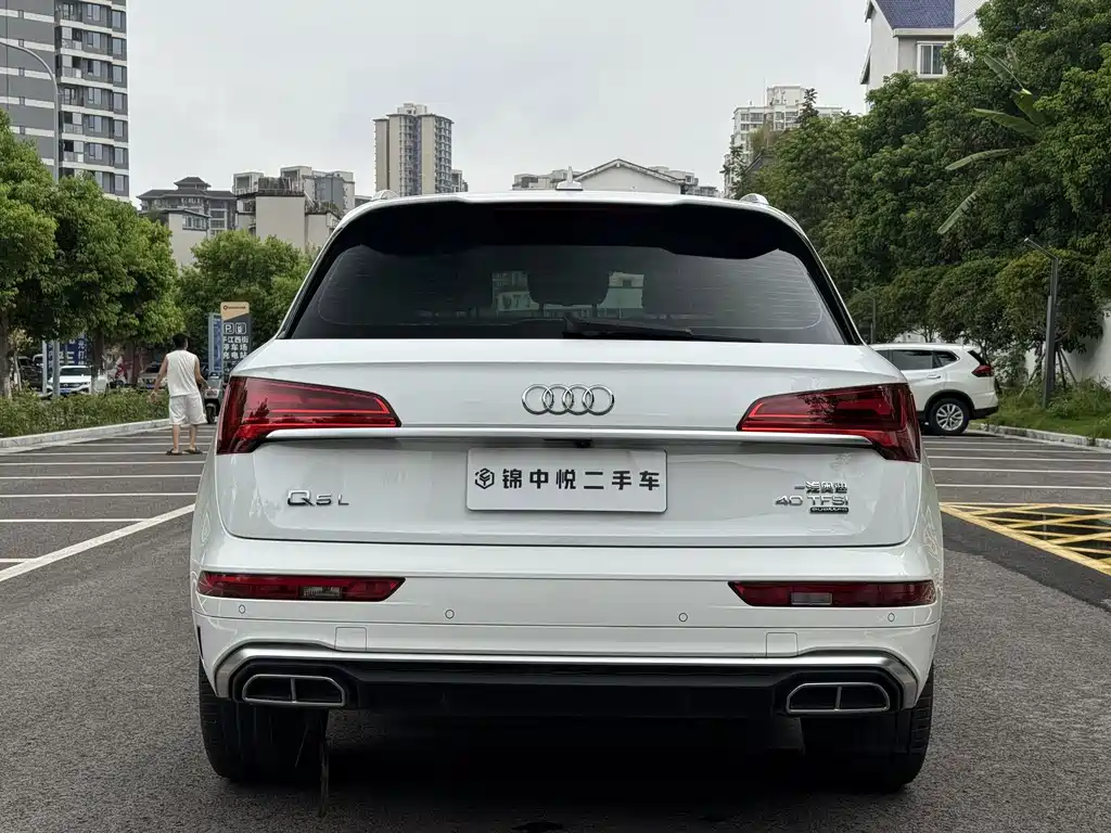 Audi Q5L — миниатюра 5