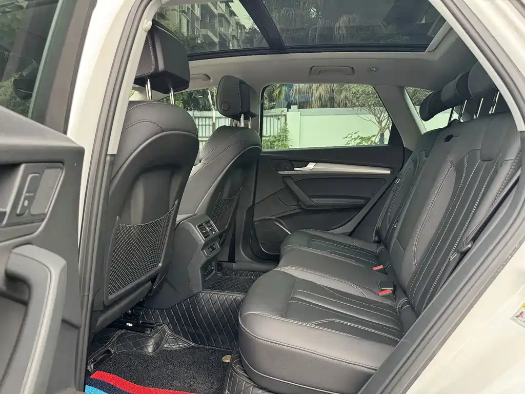 Audi Q5L — миниатюра 8