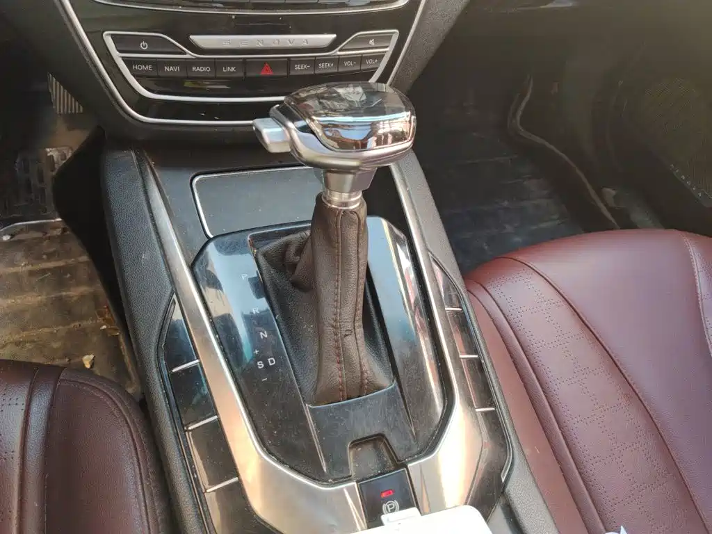 BAIC Senova D50 — миниатюра 10