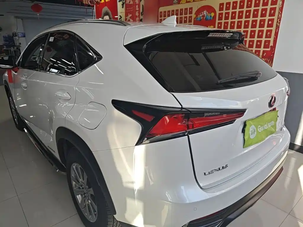 Lexus NX — миниатюра 5