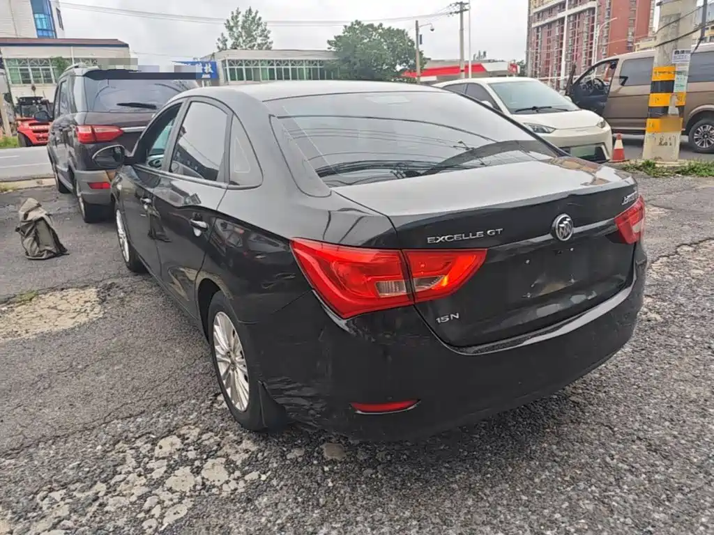 Buick Excelle — миниатюра 5