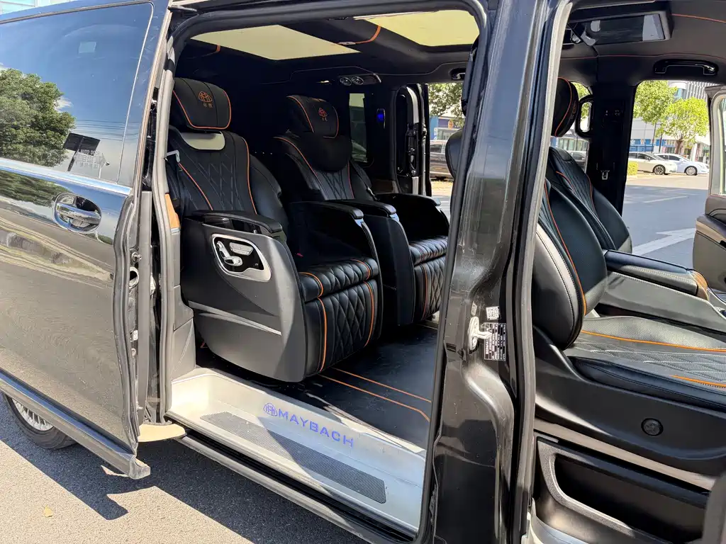Mercedes-Benz V-Class — миниатюра 13
