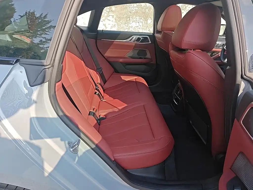 BMW i4 — миниатюра 17