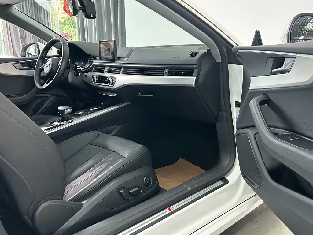 Audi A5 (Import) — миниатюра 24